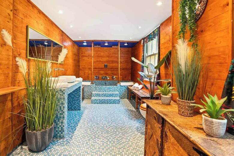 Hotel Pelirocco
