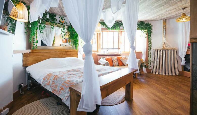 Hotel Pelirocco
