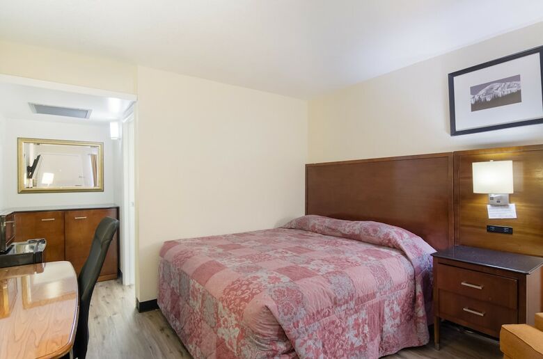 Motel Rodeway Inn