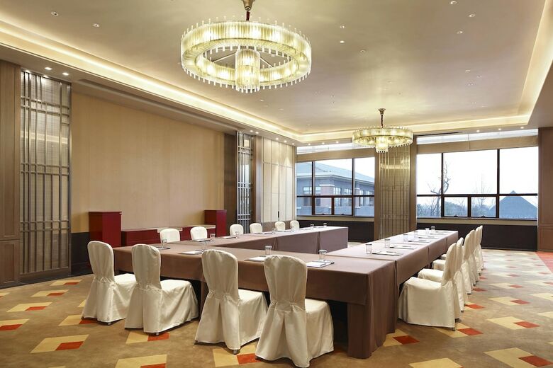 Hotel Four Points By Sheraton Chengdu, Anren