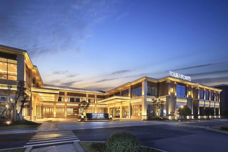 Hotel Four Points By Sheraton Chengdu, Anren