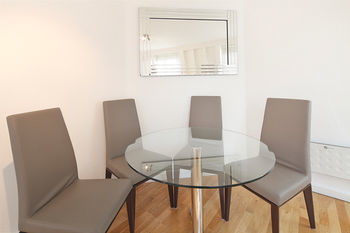 Paula Apartments