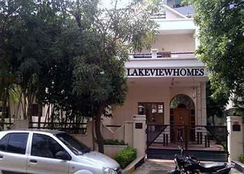 Aparthotel Lake View Homes