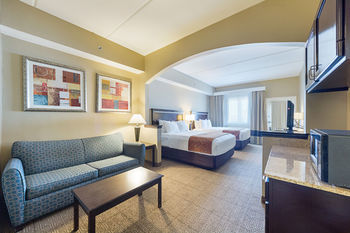 Hotel Comfort Suites Beachside
