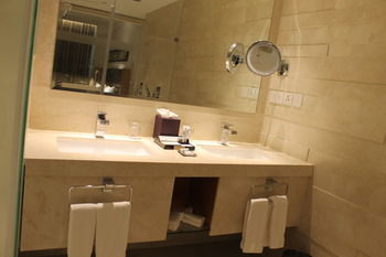 Hotel Mercure Hyderabad Kcp