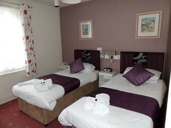 The Palm Court Hotel