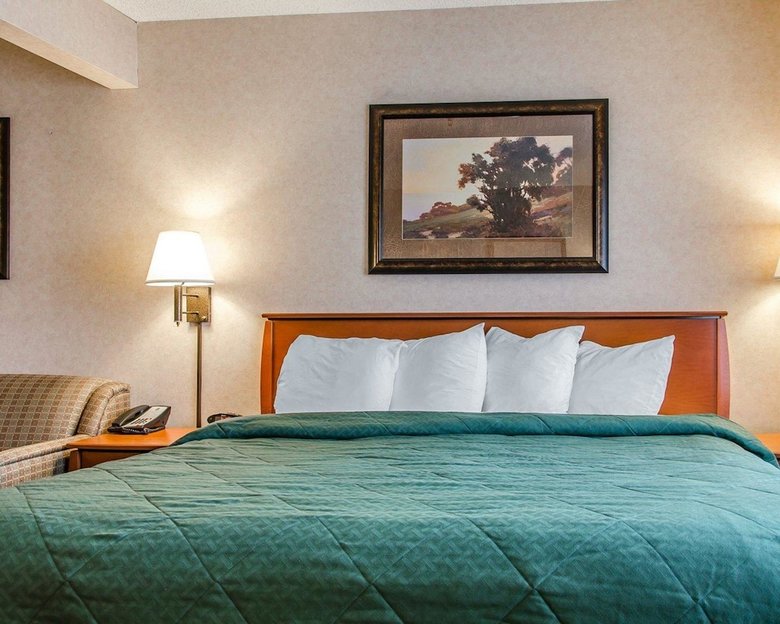 Hotel Quality Inn & Suites