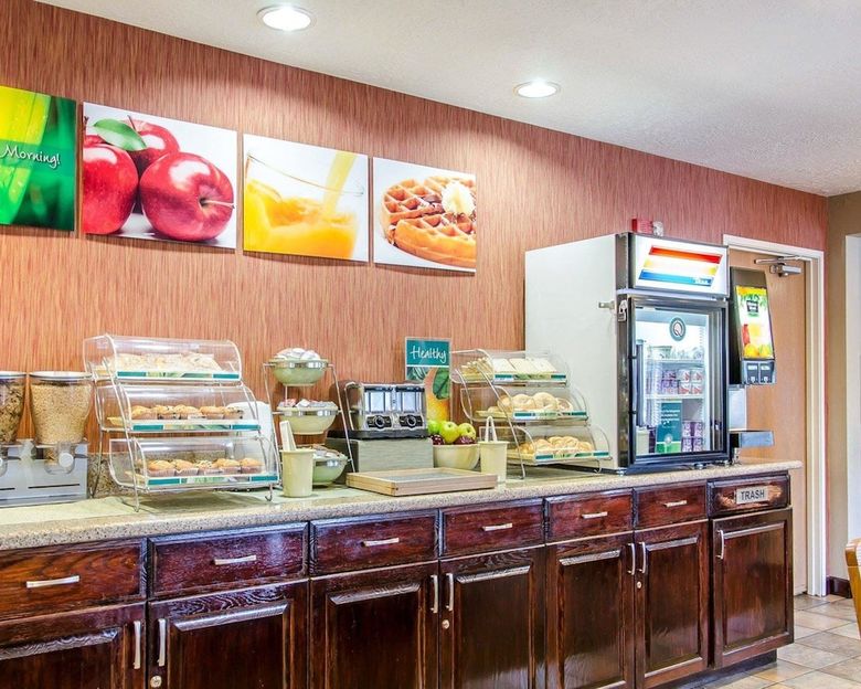 Hotel Quality Inn & Suites