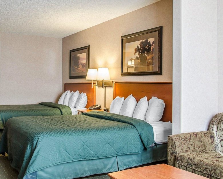 Hotel Quality Inn & Suites
