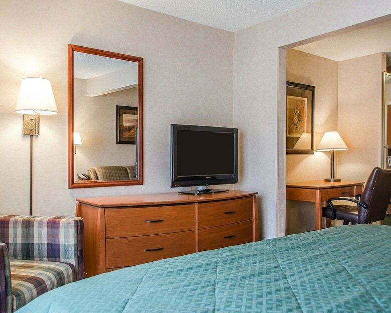 Hotel Quality Inn & Suites