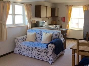 Humphries Cross Apartments