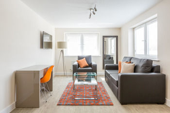 Central Gate House Of Fisher Apartments