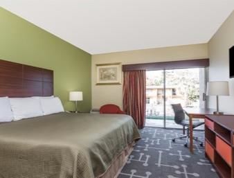 Hotel Howard Johnson Inn Athens