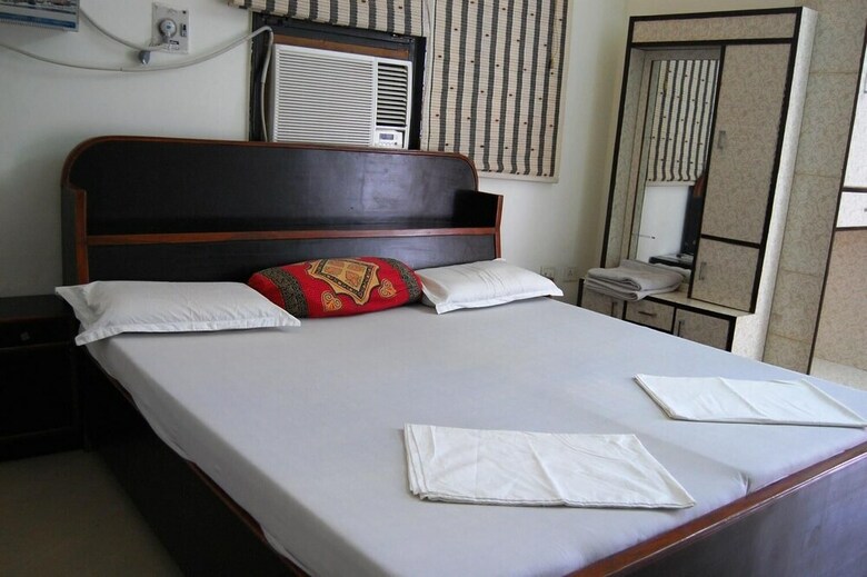 Sai Home Stay Bed And Breakfast