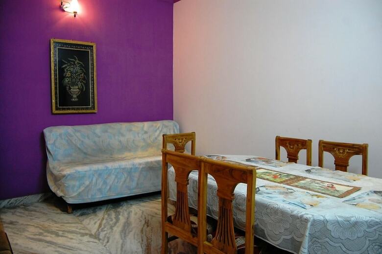 Sai Home Stay Bed And Breakfast