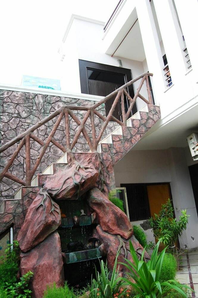 Sai Home Stay Bed And Breakfast