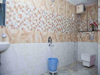 9 Star Hotel