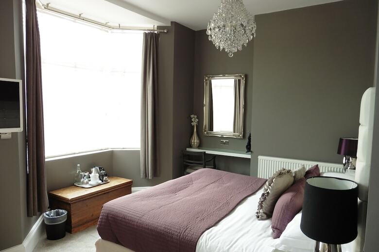 Bed & Breakfast Brighton Inn Boutique Guest Accommodation