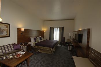 Hotel The Orchid