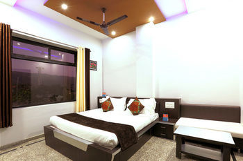 Hotel Raj Garden,pushkar
