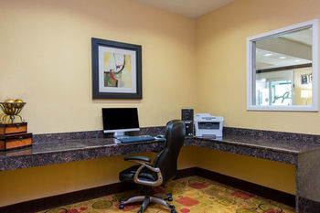 Holiday Inn Express Hotel & Suites Anderson-i-85