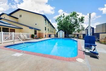 Hotel Super 8 Hutchinson