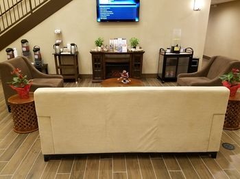 Hotel Comfort Inn & Suites