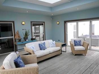 The Waterside Hotel