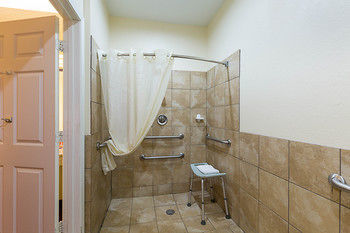Hotel Econo Lodge And Suites