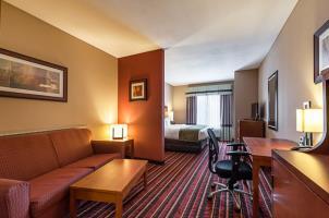 Hotel Comfort Suites Sulphur
