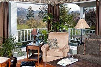 Bed & Breakfast Country Willows Inn