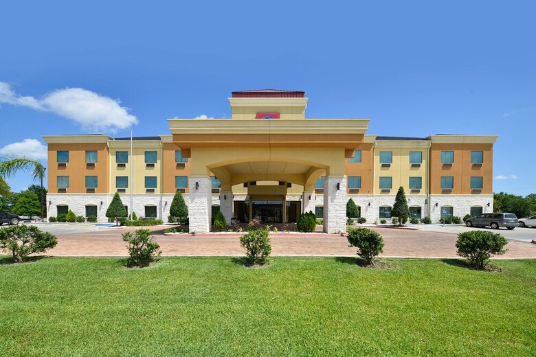 Hotel Comfort Suites Bay City