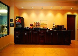 Hotel Comfort Suites