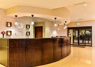 Hotel Comfort Suites