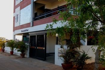 Hotel Orange Suites Airport Transit Stay