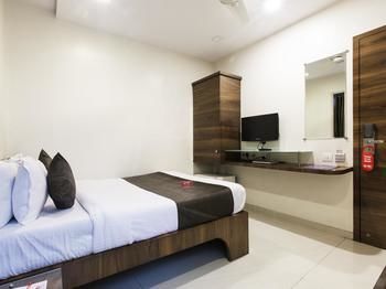 Hotel Oyo Premium Mumbai Colaba Causeway