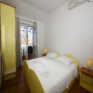 Bacan Serviced Apartments