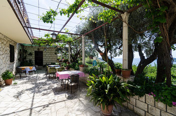 Hotel Guesthouse Moreti?