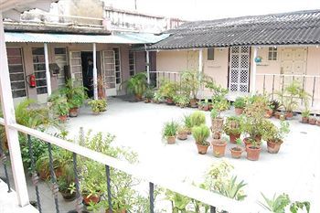 Hotel Rushabh Home
