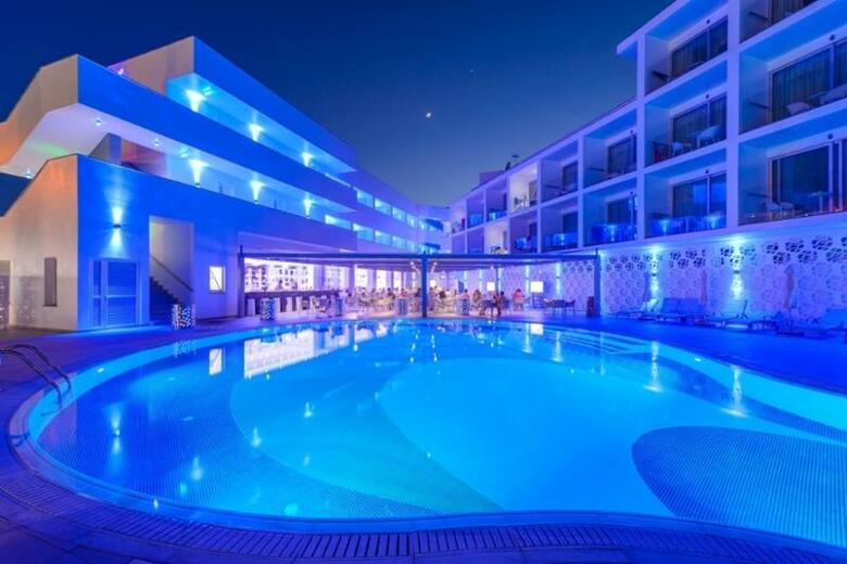 River Rock Hotel