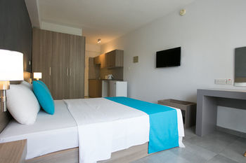 Flora Maria Aparthotel