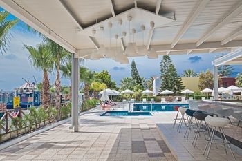 Smartline Napa Tsokkos Hotel