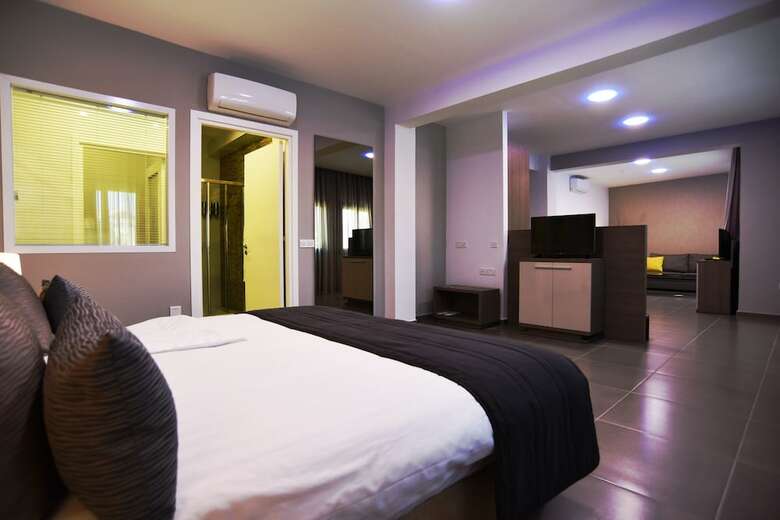 Rise Street Art Hotel Larnaca