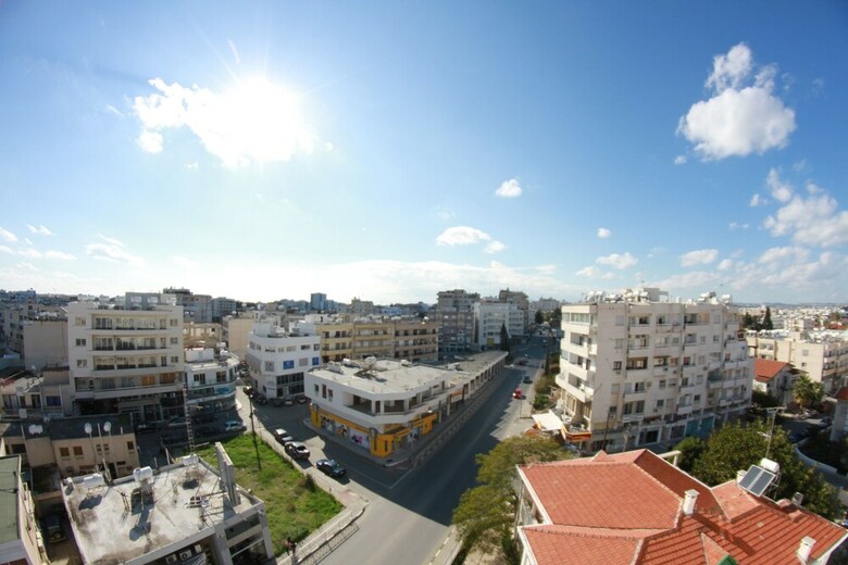 Rise Street Art Hotel Larnaca