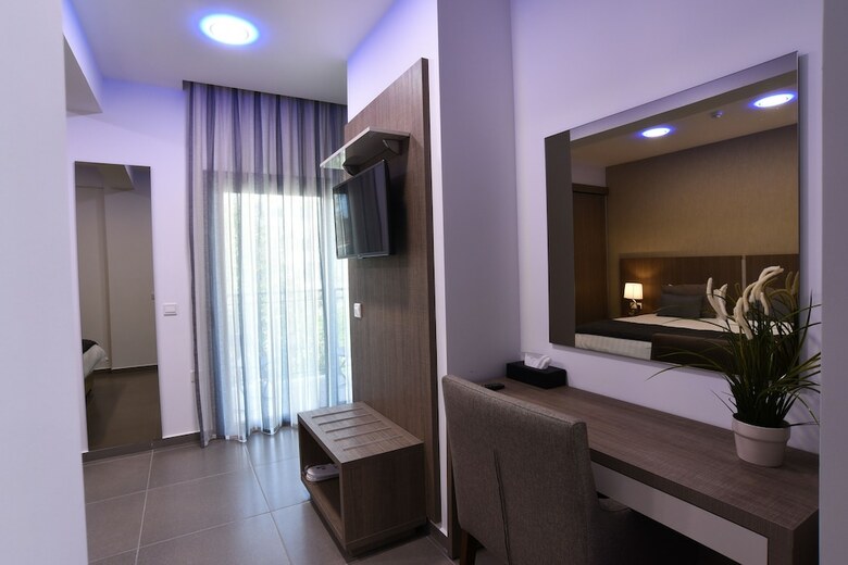 Rise Street Art Hotel Larnaca