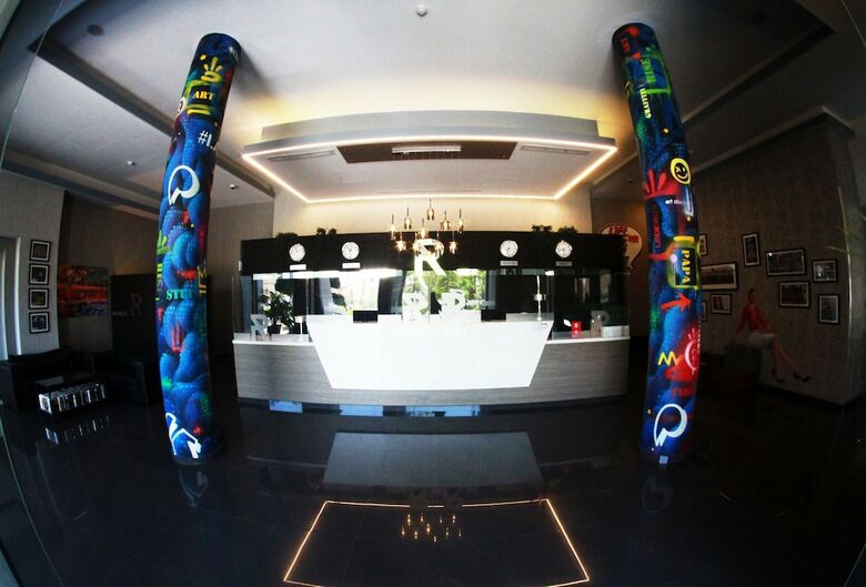 Rise Street Art Hotel Larnaca