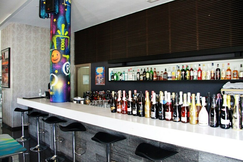 Rise Street Art Hotel Larnaca