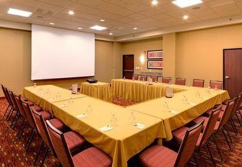 Hotel Courtyard By Marriott Sandy