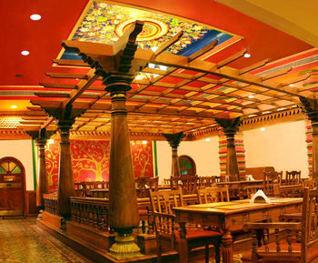 Hotel Woodlands