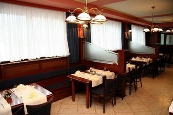 Hotel Baltaci U N�honu